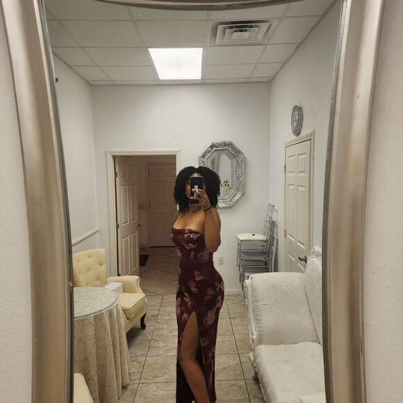 Oh Polly Bandeau Cowl-Neck Maxi Dress in Maroon Floral Print 6 - Picture 4 of 4